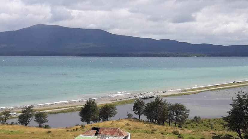 Lago Fagnano Prefectura — Ushuaia